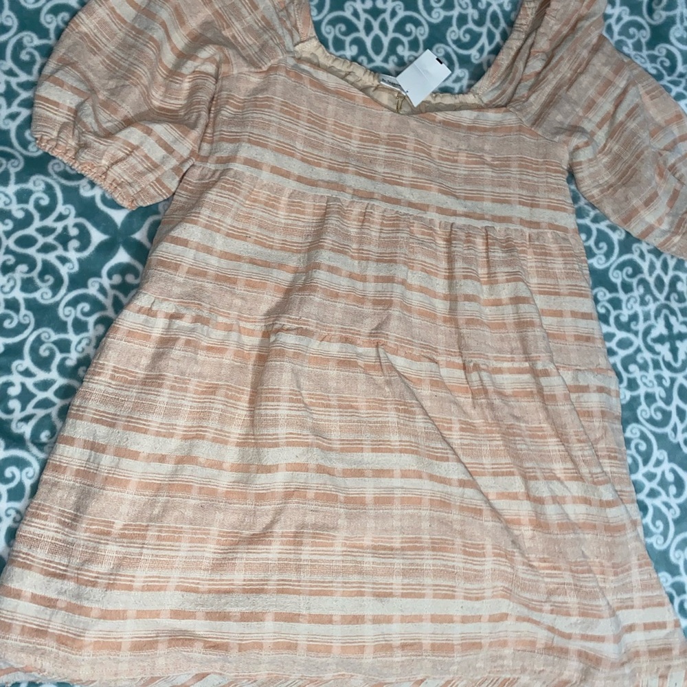 nwt puff sleeve dress